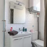 Orsay Cosy Studio Apartment *