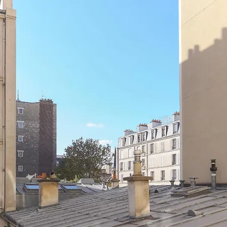 Orsay Cosy Studio Apartment *